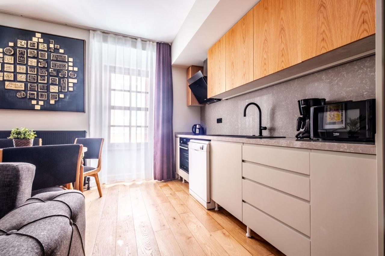 Charming Flat With Central Location In Beyoglu อิสตันบูล ภายนอก รูปภาพ